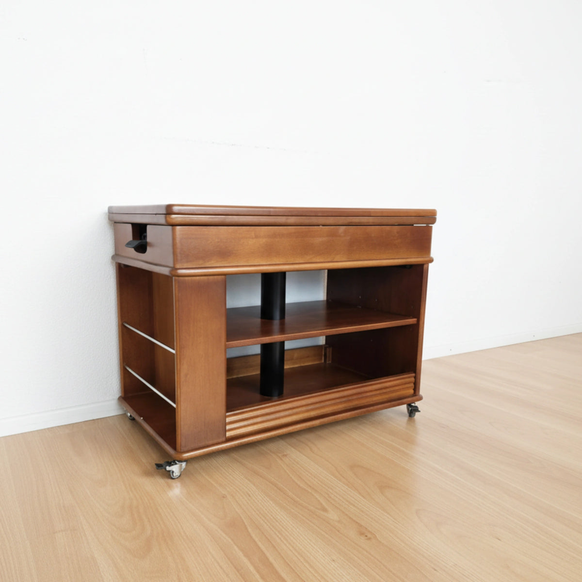 Cube Sidetable